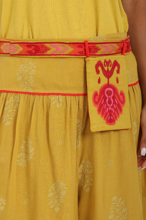 Embroidered linen belt with pocket